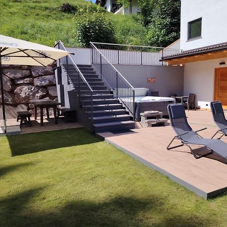 Mountain Deluxe 27 Apartments Con Wellness Cavalese Exterior foto